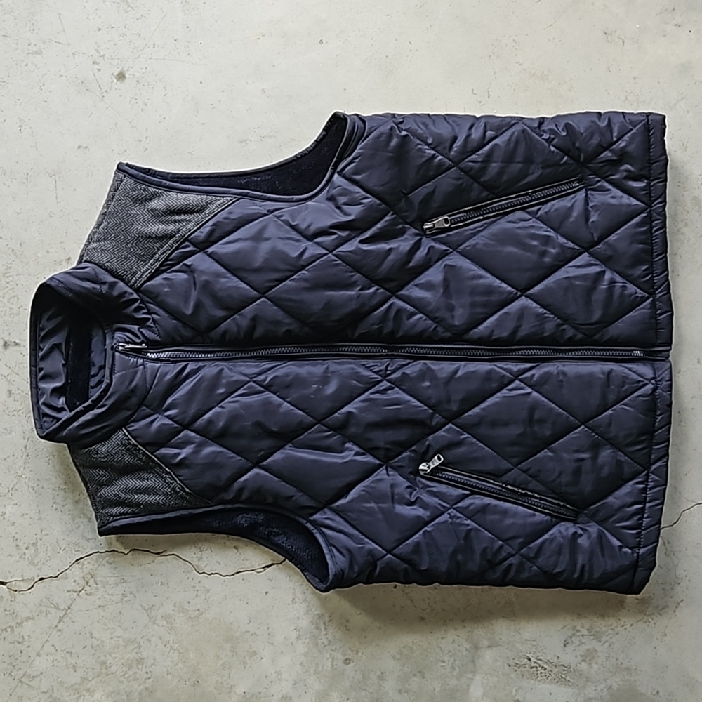 Quilted lined zip up sleeveless heavy vest navy blue Rock Revolution medium